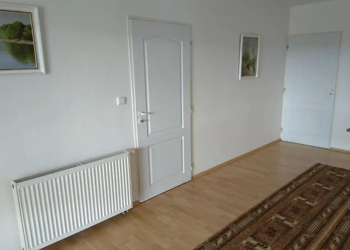 Hannah - Relax Dom Pod Orechom I1 Trávnica